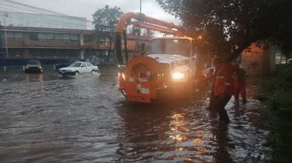 Basura en las calles: el enemigo silencioso que agrava las inundaciones en el Valle de México